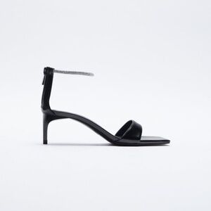 NWT, SPARKLY ANKLE STRAP HEELED SANDALS, 9